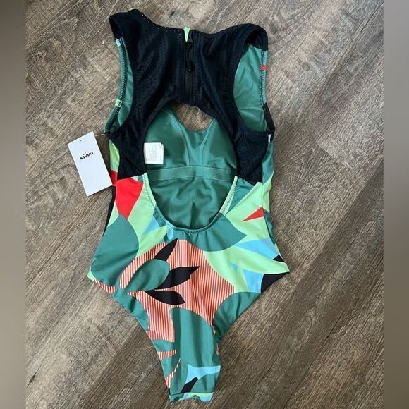 Nike Swim Women's Keyhole Back One-Piece Swimsuit- Size Small - Picture 7 of 10